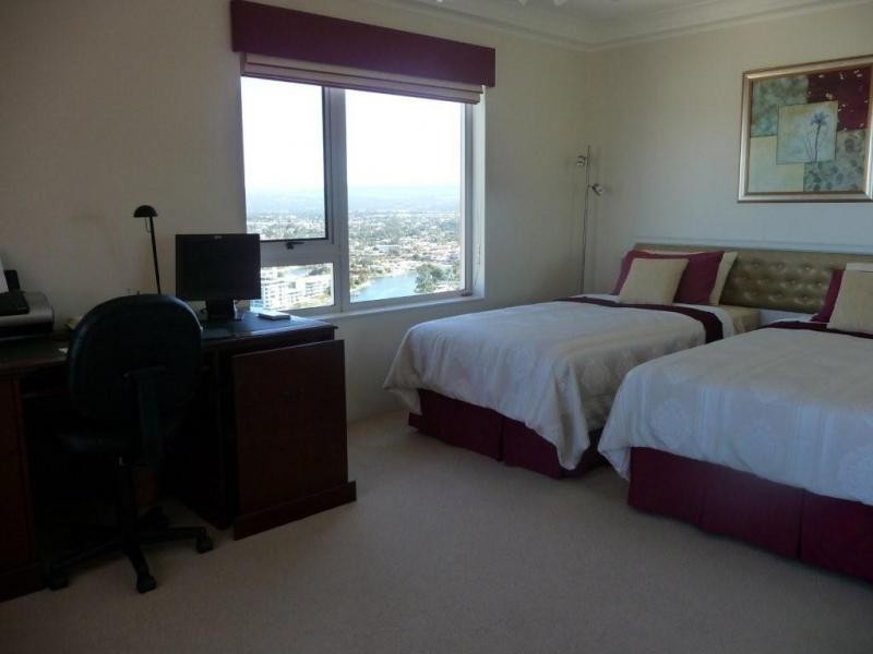 26 Aubrey Street, Surfers Paradise QLD 4217