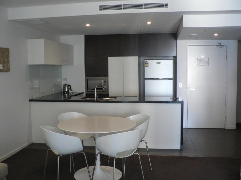 1004/89 Surf Parade, Broadbeach QLD 4218