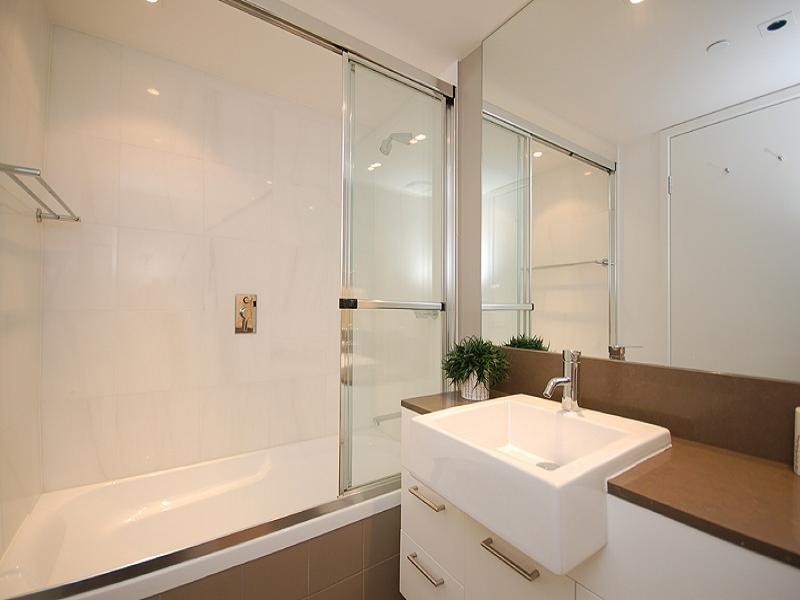 2604/18 Enderley Ave, Surfers Paradise QLD 4217