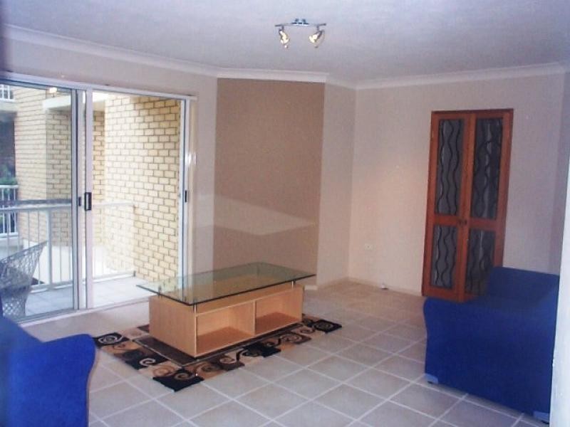 6/16 Whitby Street, Southport QLD 4215