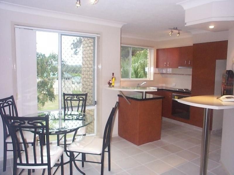 6/16 Whitby Street, Southport QLD 4215