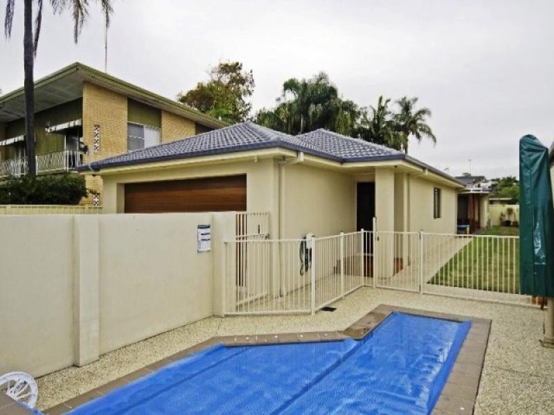 46 Annerley Ave, Runaway Bay QLD 4216