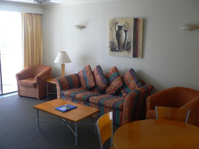 501/8 Albert Ave, Broadbeach QLD 4218