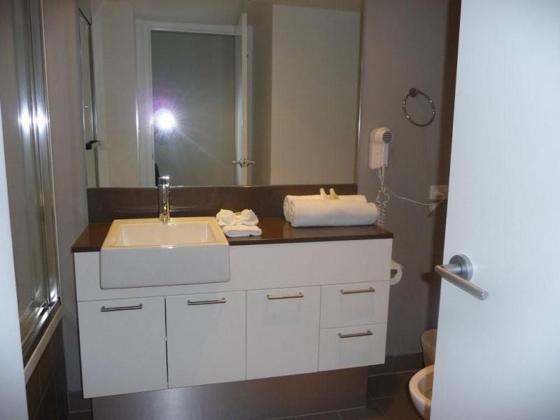 304/18 Enderley Avenue, Surfers Paradise QLD 4217