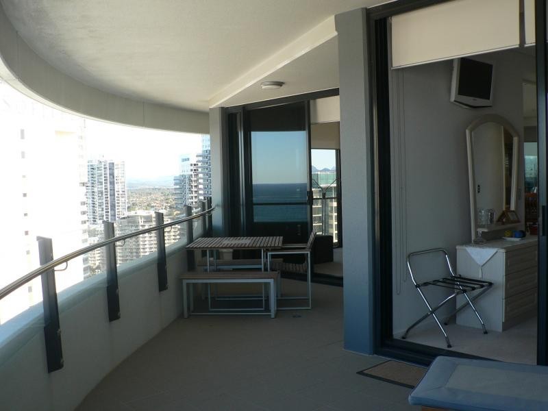 Broadbeach QLD 4218
