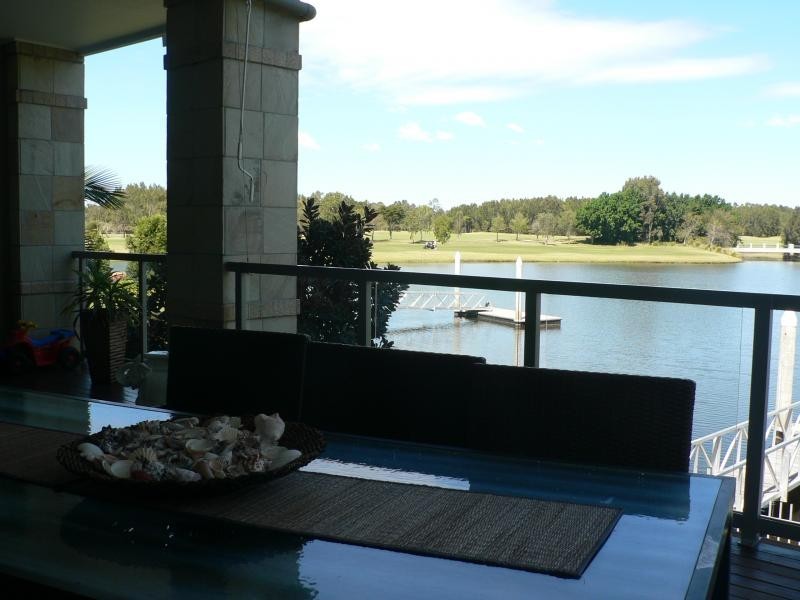 69 Nicklaus Court, Merrimac QLD 4226