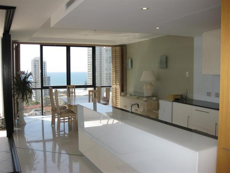 Broadbeach QLD 4218