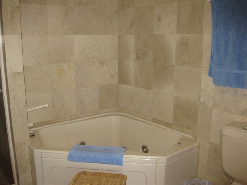 6B/62 Old Burleigh Road, Surfers Paradise QLD 4217