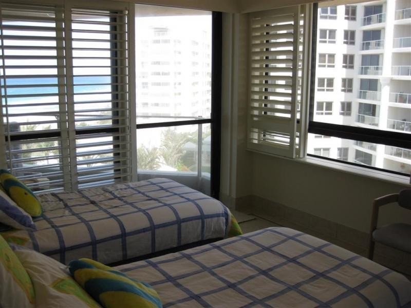 6B/62 Old Burleigh Road, Surfers Paradise QLD 4217