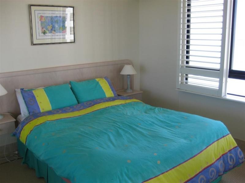 6B/62 Old Burleigh Road, Surfers Paradise QLD 4217