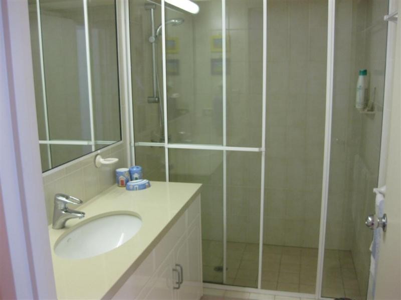 6B/62 Old Burleigh Road, Surfers Paradise QLD 4217