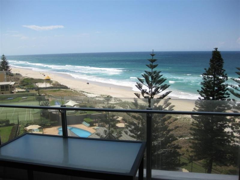 6B/62 Old Burleigh Road, Surfers Paradise QLD 4217