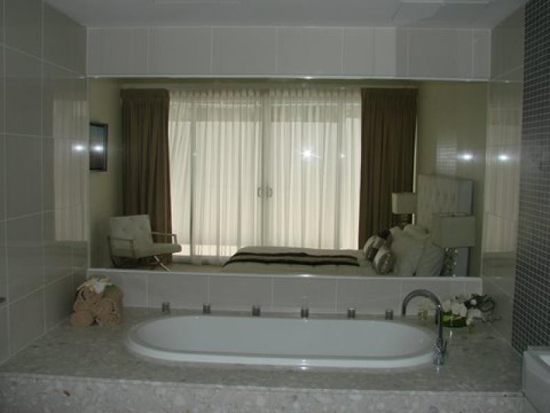 Broadbeach QLD 4218