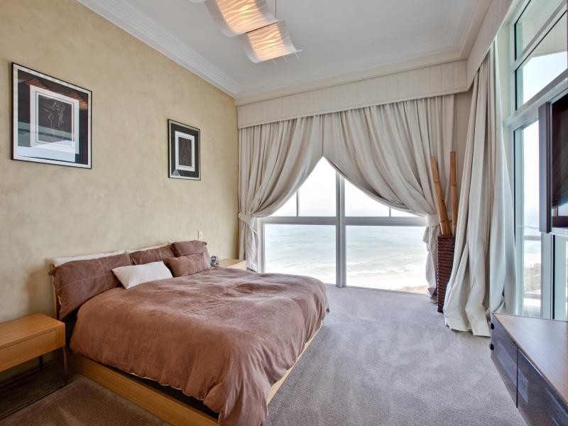 111/177 Old Burleigh Road, Broadbeach QLD 4218