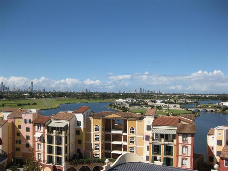 Carrara QLD 4211