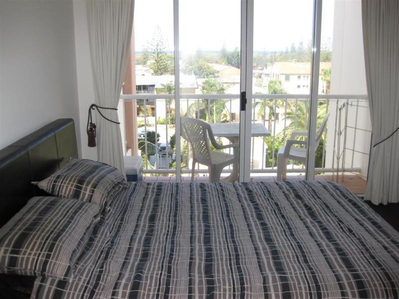 Broadbeach QLD 4218