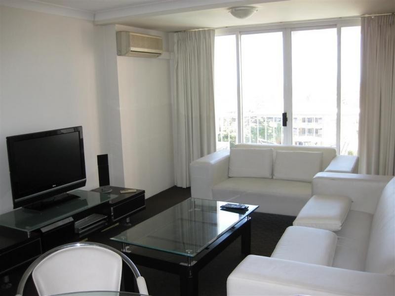 Broadbeach QLD 4218