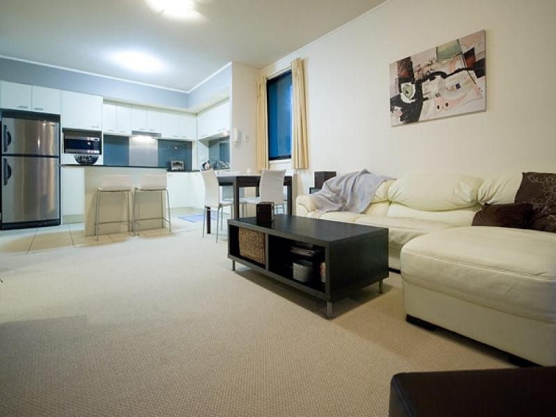 Broadbeach QLD 4218
