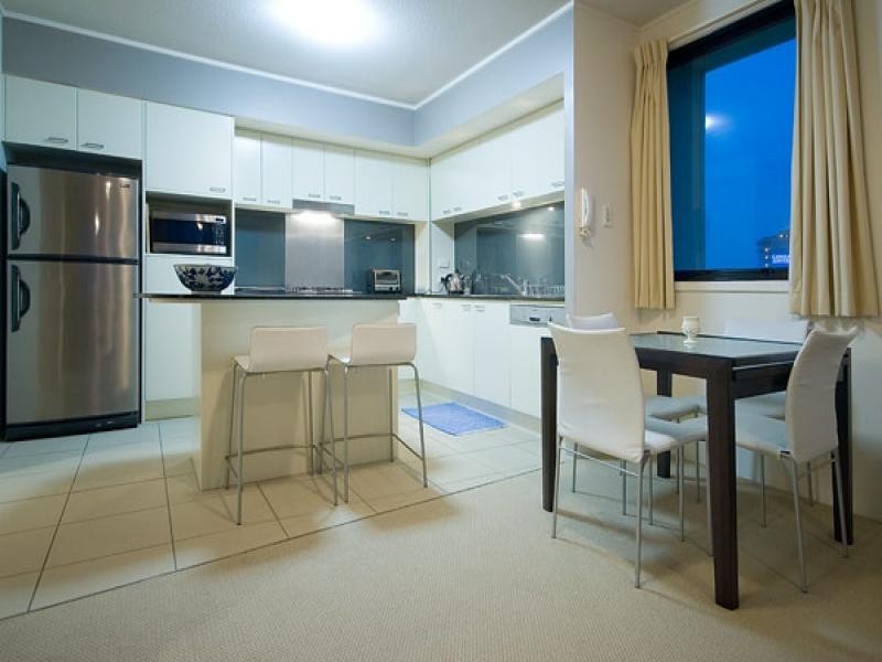 Broadbeach QLD 4218