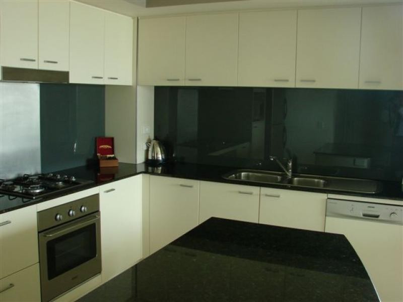 Broadbeach QLD 4218
