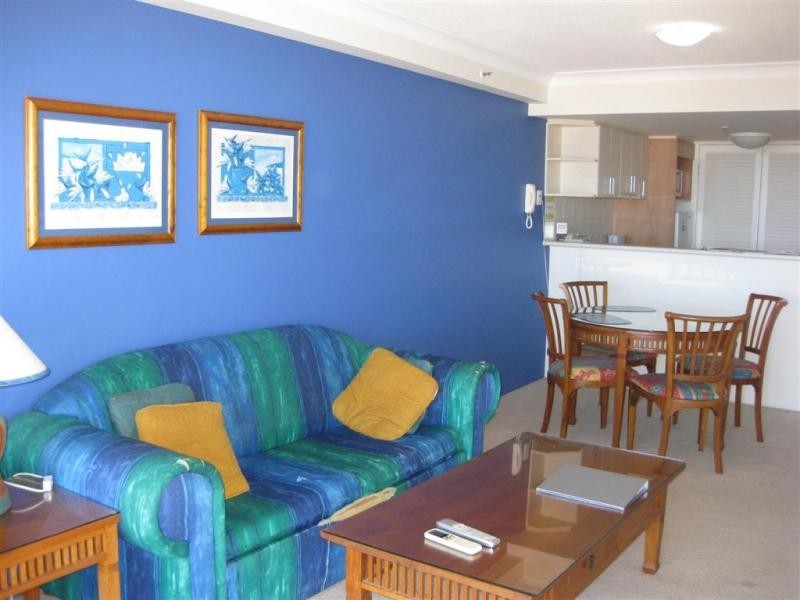 1094/2623 Gold Coast Highway, Broadbeach QLD 4218