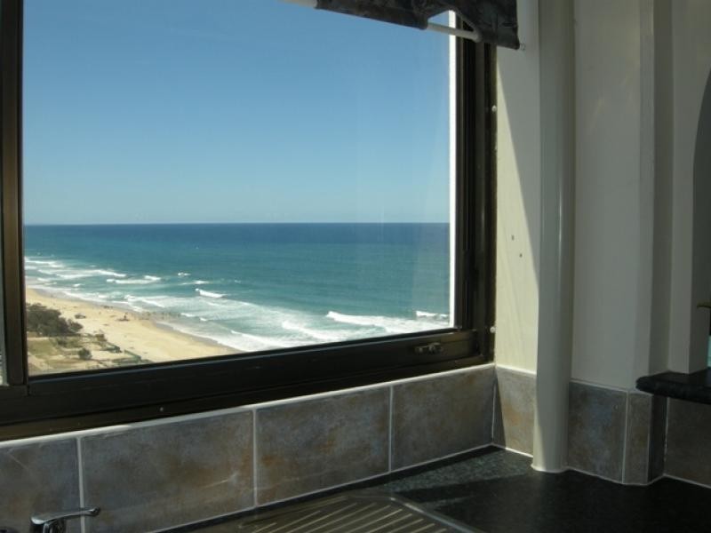 55/45 Broadbeach Boulevard, Broadbeach QLD 4218
