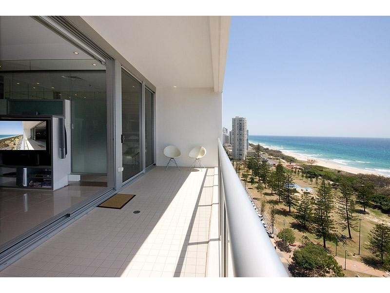 1105/159 Old Burleigh Road, Broadbeach QLD 4218