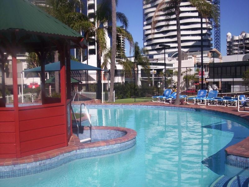 4C/1 Albert Avenue, Broadbeach QLD 4218