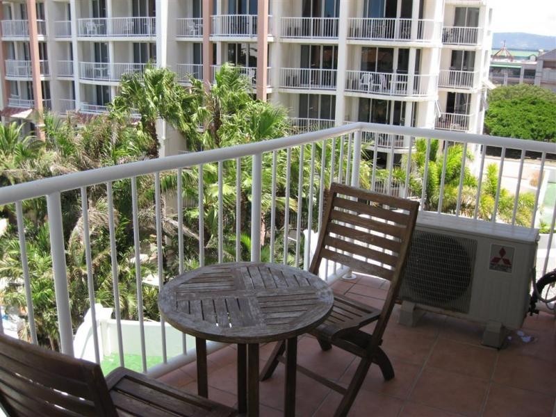 Broadbeach QLD 4218