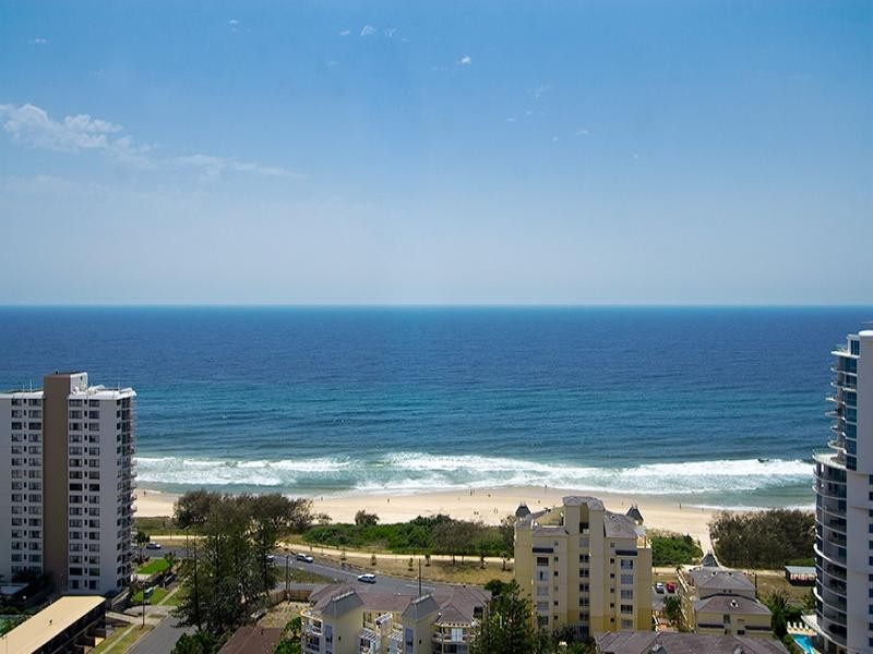 102/129 Surf Parade, Broadbeach QLD 4218