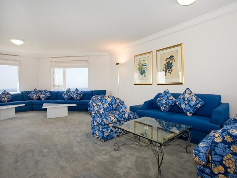 102/129 Surf Parade, Broadbeach QLD 4218