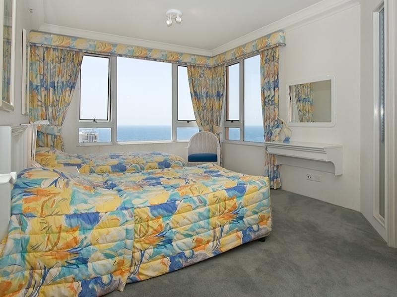 102/129 Surf Parade, Broadbeach QLD 4218