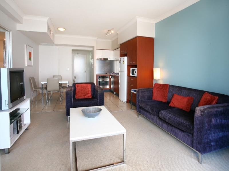 3285/23 Ferny Avenue, Surfers Paradise QLD 4217