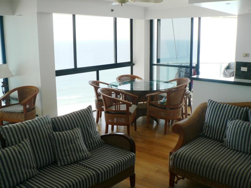 14B/62 Old Burleigh Road, Surfers Paradise QLD 4217