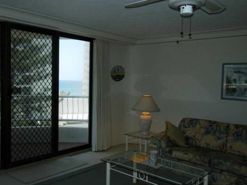 18/85 Old Burleigh Road, Surfers Paradise QLD 4217