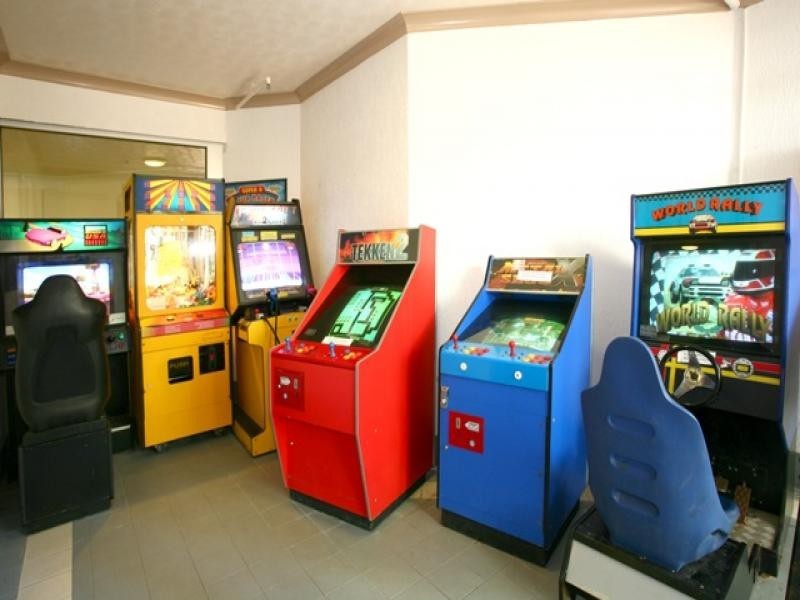 18/85 Old Burleigh Road, Surfers Paradise QLD 4217