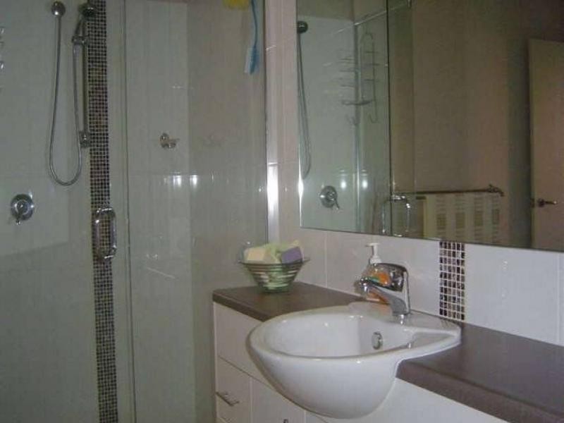 41 Sheffield Cct, Pacific Pines QLD 4211