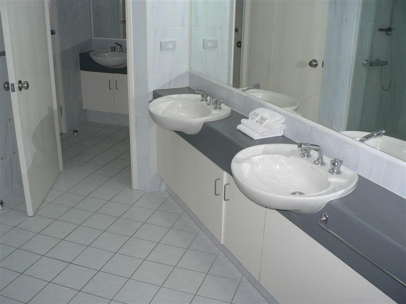 Broadbeach QLD 4218