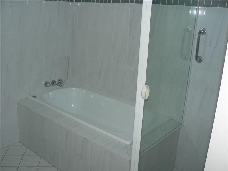 Broadbeach QLD 4218