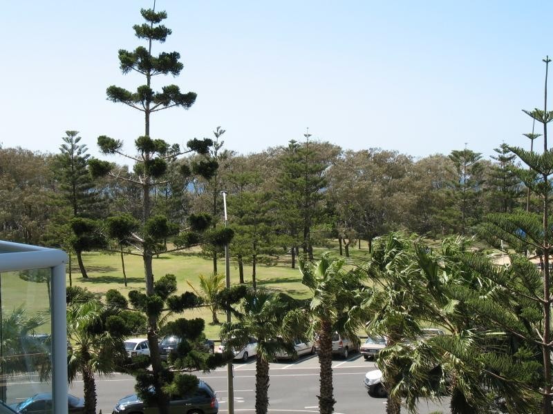 Broadbeach QLD 4218