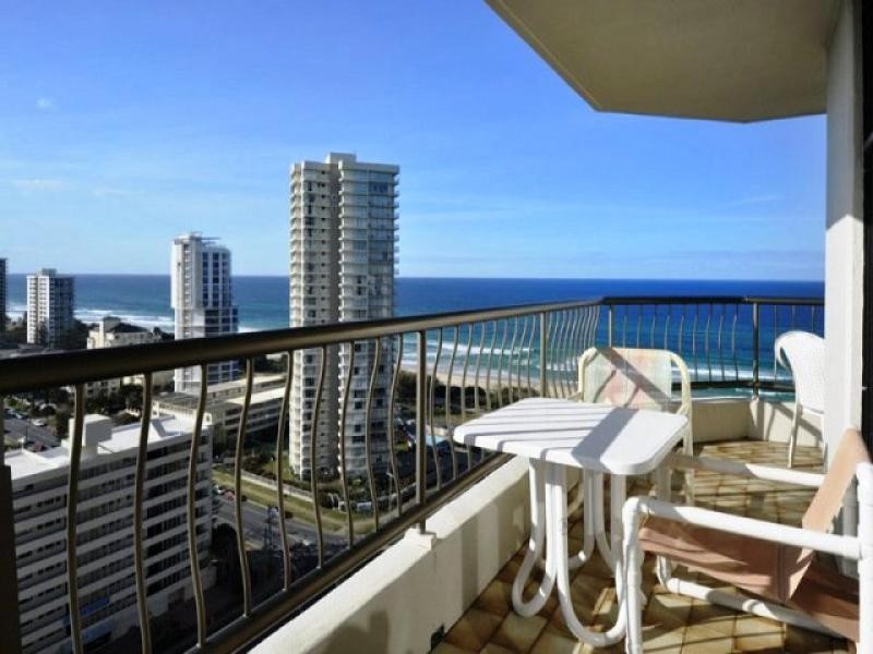 17D/1 Albert Avenue, Broadbeach QLD 4218