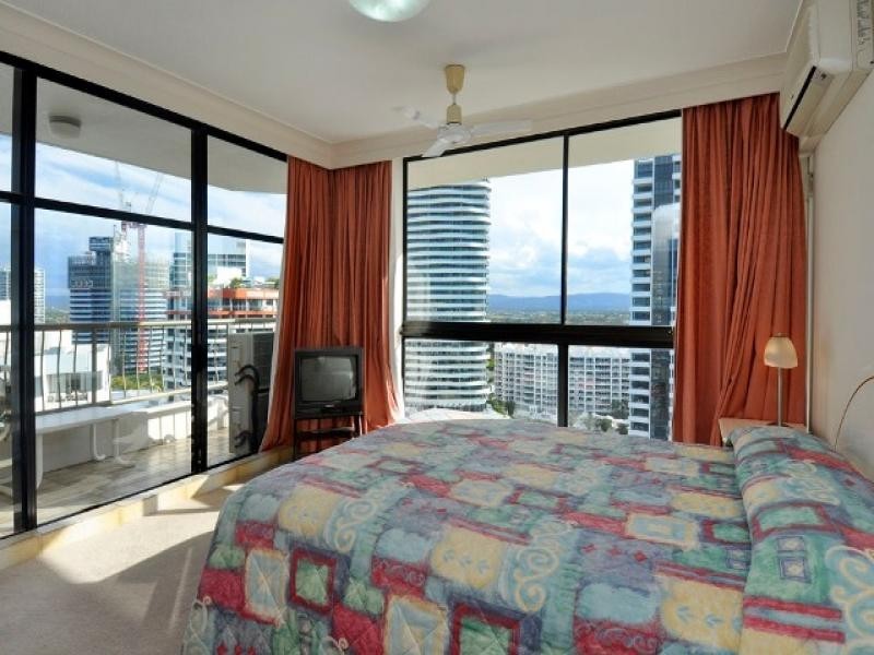 17D/1 Albert Avenue, Broadbeach QLD 4218