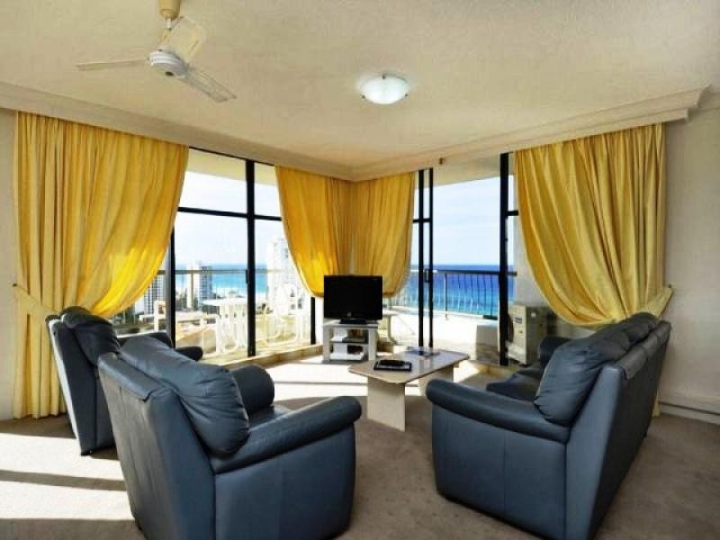 17D/1 Albert Avenue, Broadbeach QLD 4218