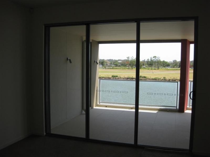 Carrara QLD 4211