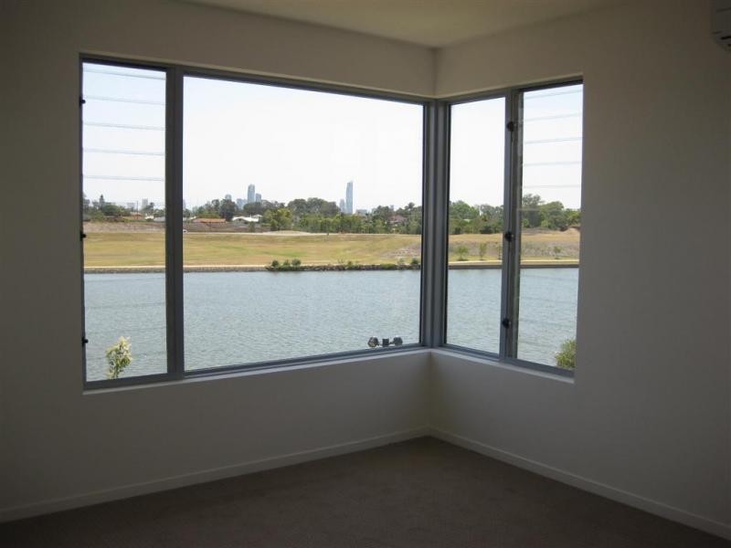 Carrara QLD 4211
