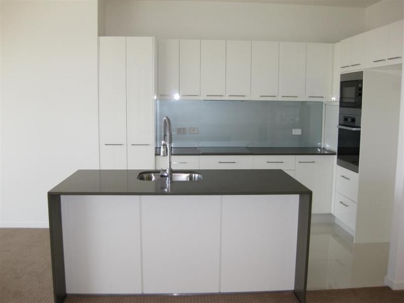 Carrara QLD 4211