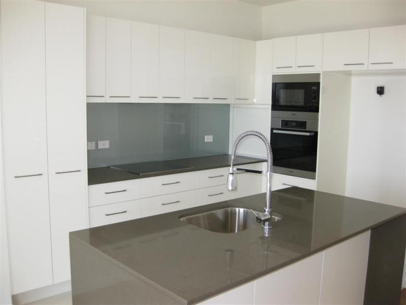Carrara QLD 4211