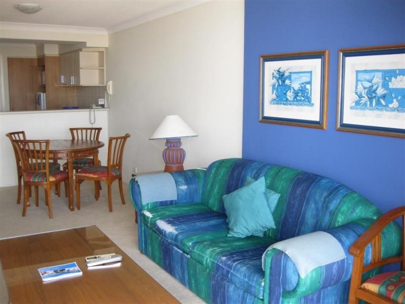 Broadbeach QLD 4218