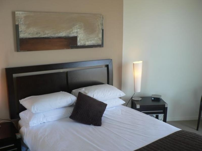 1184/23 Ferny Avenue, Surfers Paradise QLD 4217