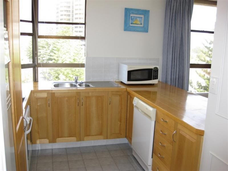 31/60 Old Burleigh Road, Surfers Paradise QLD 4217